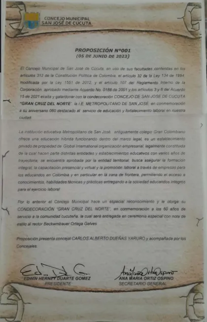 Condecoración del Concejo de Cúcuta (documento escaneado)